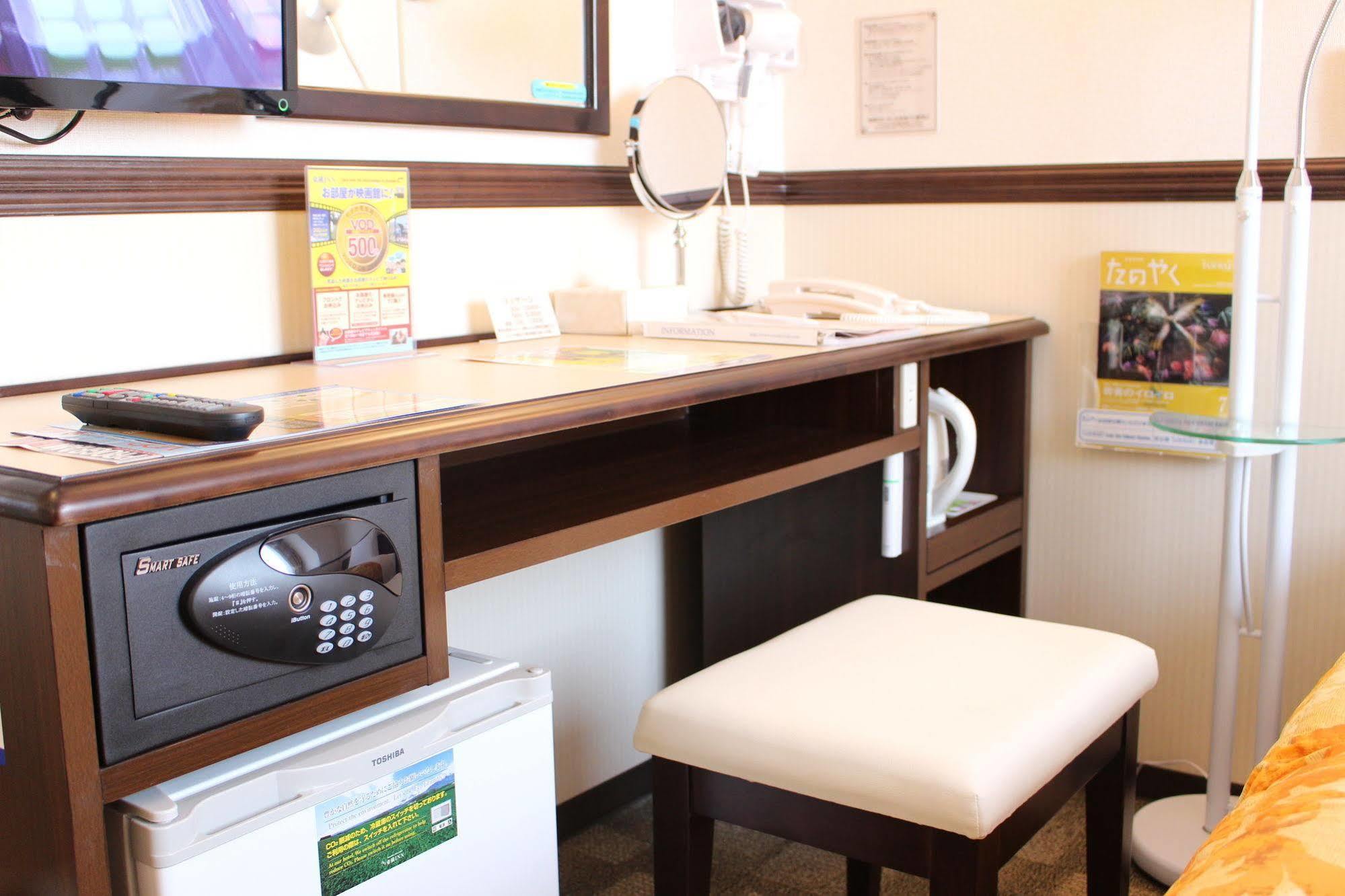 Toyoko Inn Nagoya Owari Ichinomiya Ekimae Dış mekan fotoğraf